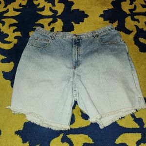 Avenue Blues Lane Bryant size 18 denim acid washed frayed jean shorts